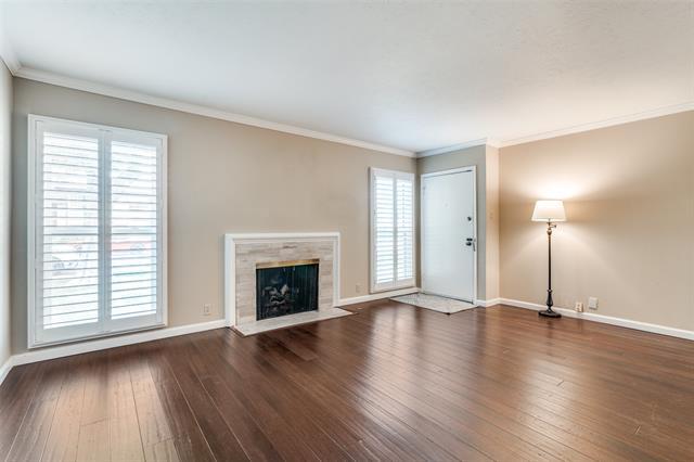Building Photo - 7826 Meadow Park Dr