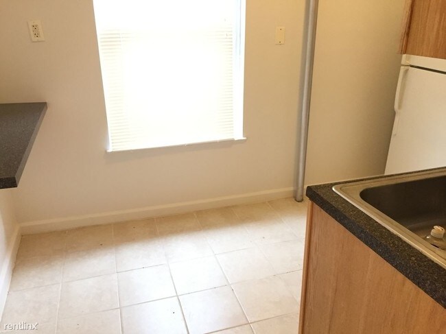 Building Photo - 51 Argyle Rd