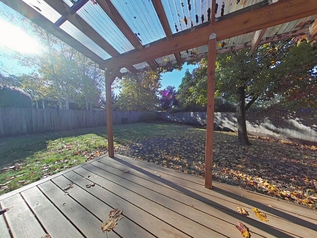 Building Photo - 2 Bedroom House ~ Philomath ~ Pet Friendly