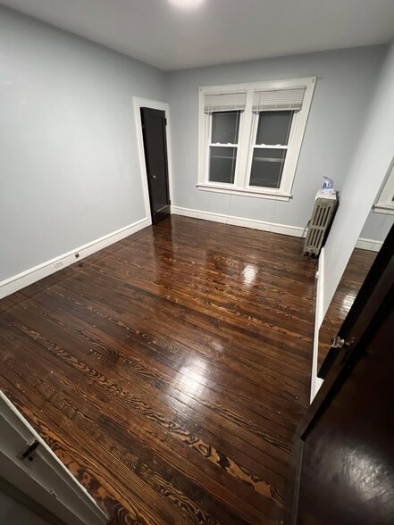 bedroom 2 - 38 N Landon Ave