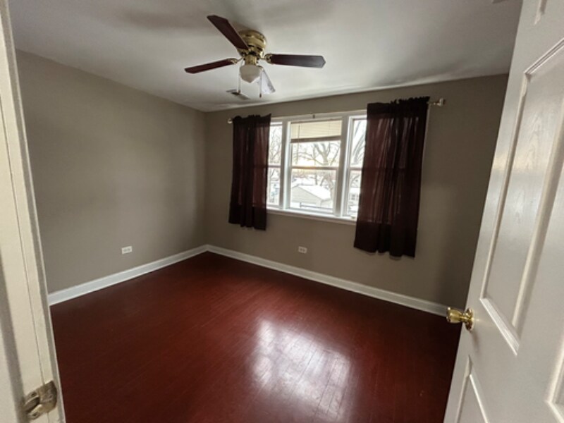 Building Photo - 14520 Harvey Ave