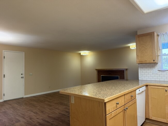 Building Photo - 1701 Antoine Ave