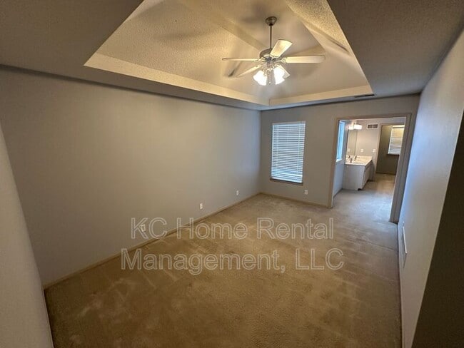 Building Photo - 4545 NE 83rd St