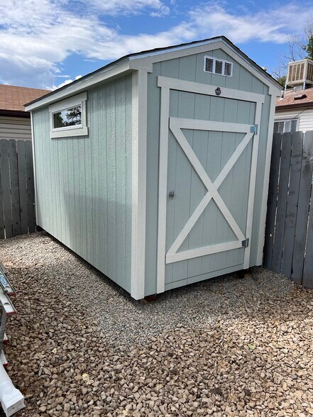 6 x 12 storage shed - 2106 Mesa Ave