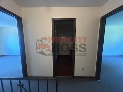 Building Photo - 5796 Creekview Ct W