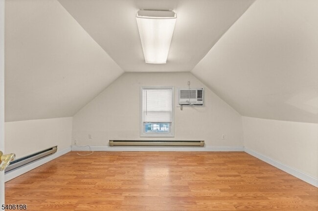 Building Photo - 27 E Madison Ave