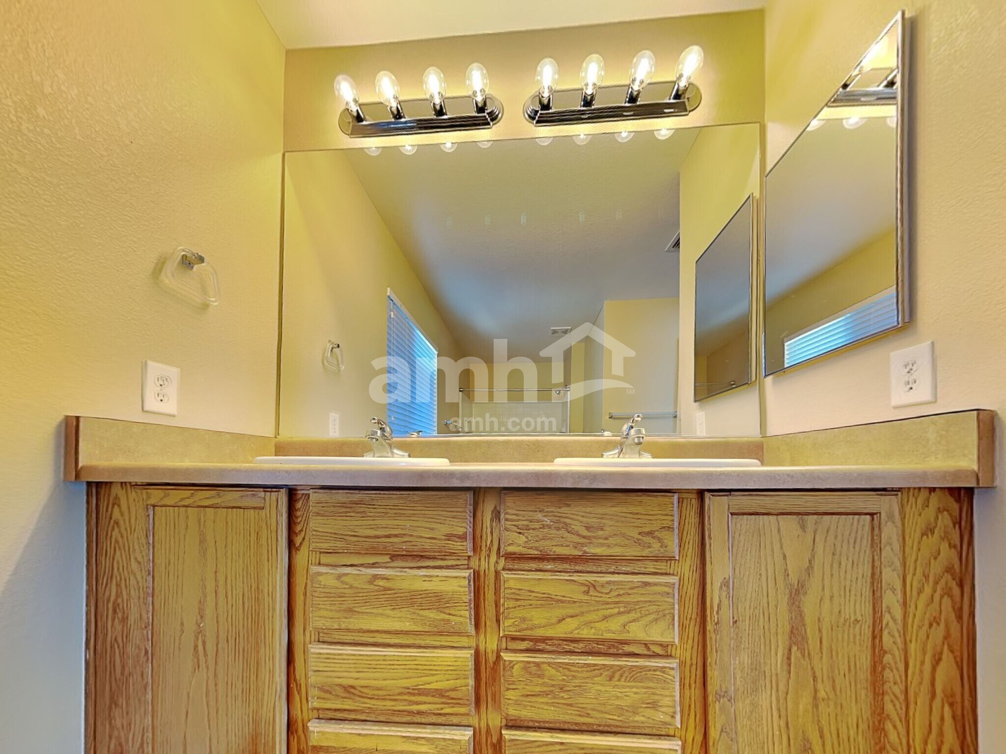 Building Photo - 6237 S Earp Wash Ln