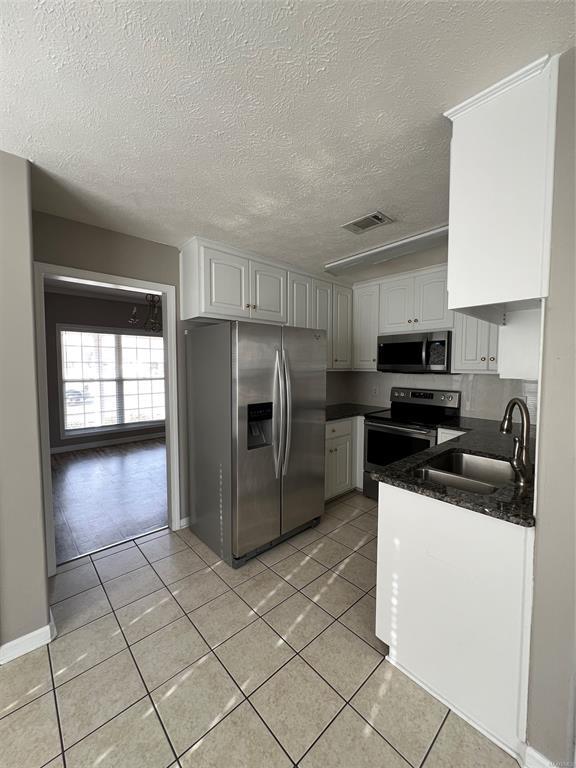 Building Photo - 8967 Abingdon Pl