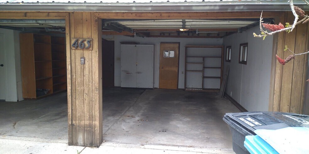 Building Photo - 465 W 3200 S