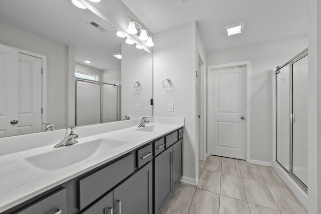 Building Photo - 3 Bedroom Home in Sneads Ferry