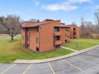 Building Photo - 327 Village Blvd N