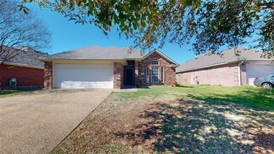 Building Photo - 3614 Graz Dr