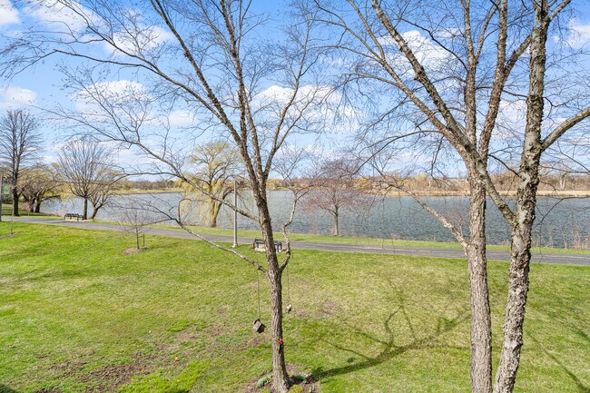 BALCONY VIEW - 1282 N Streamwood Ln