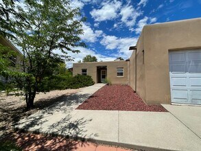Building Photo - 274 Garver Ln