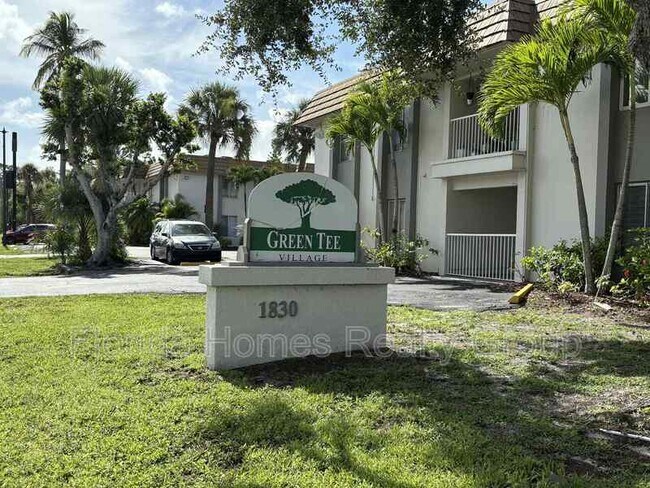 Building Photo - 1830 Maravilla Ave