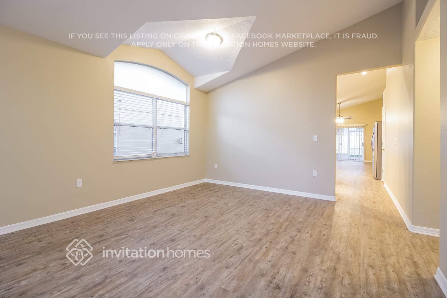 Building Photo - 14100 Yellow Wood Cir