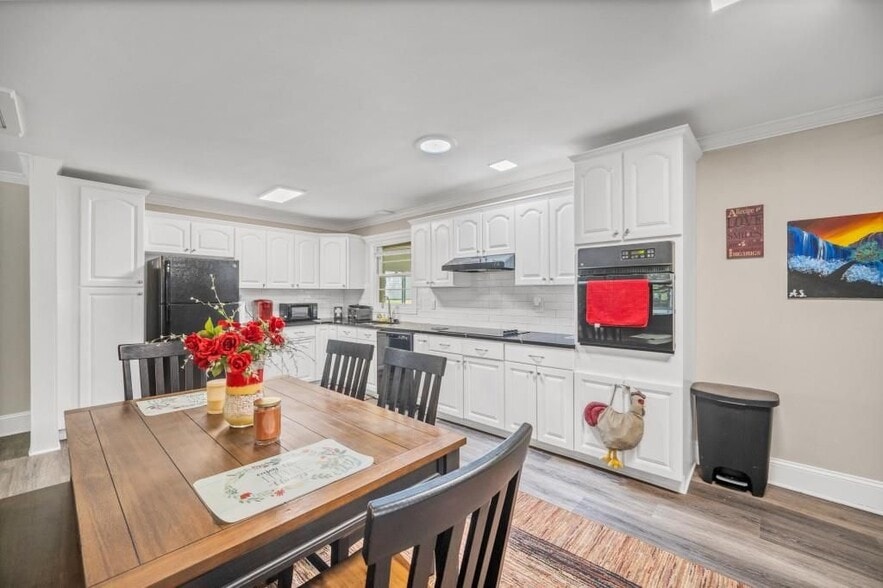 Building Photo - 83 Summit Ridge Cir SE