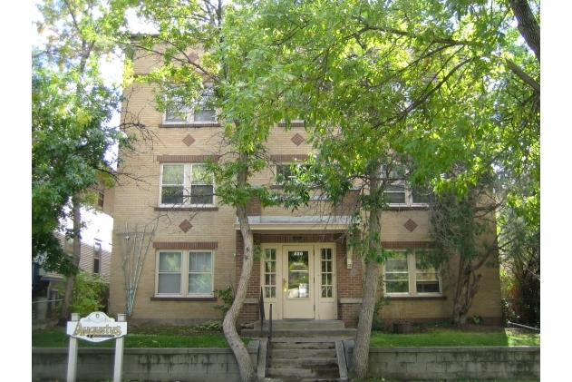 Primary Photo - Augustus Apartments