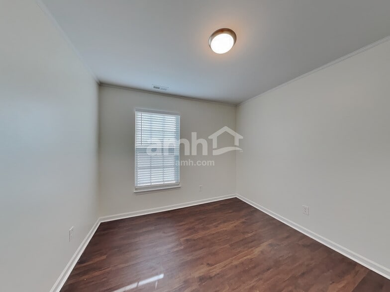 Building Photo - 118 Nahcotta Dr