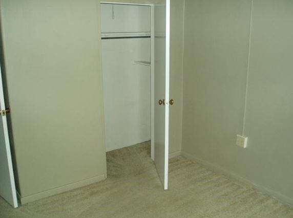 Building Photo - 825 Harris Ave