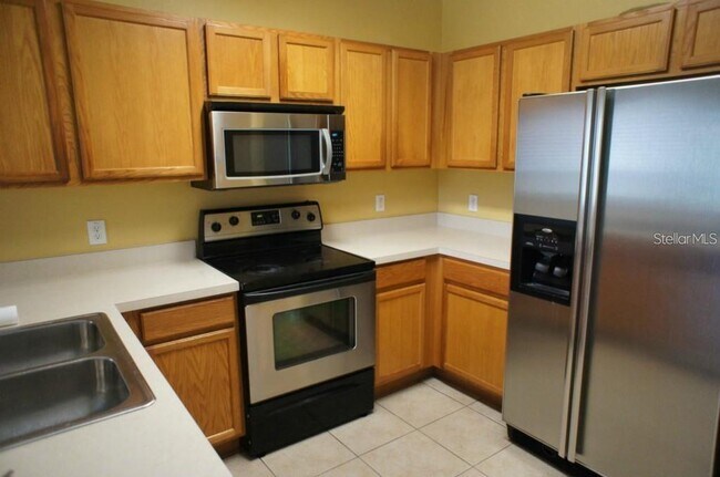 Building Photo - 427 Wilton Cir