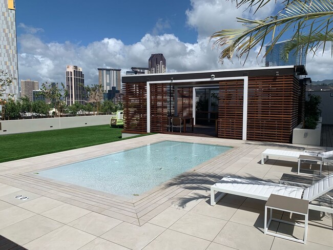 Building Photo - Immaculate studio at A'ali'i at Ward Village