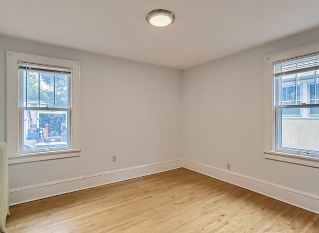 Bedroom #5 Main Level - 901 21st Ave SE