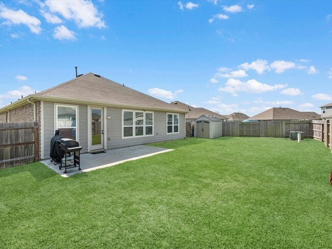 Building Photo - 1006 Camellia Hls Ln