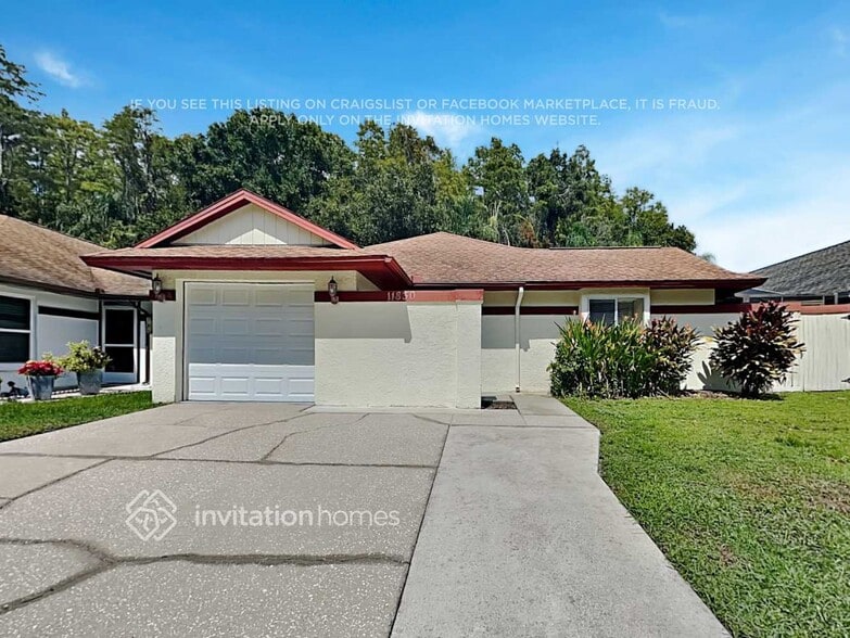 Primary Photo - 11830 Hickorynut Dr
