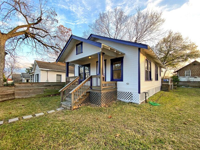 Building Photo - 7924 Ford St