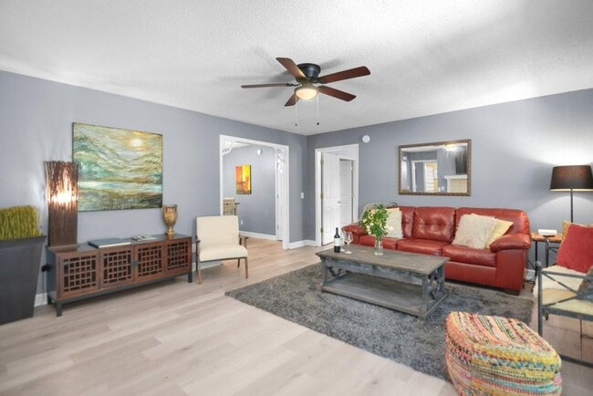 Building Photo - 78 Bluebird Ln