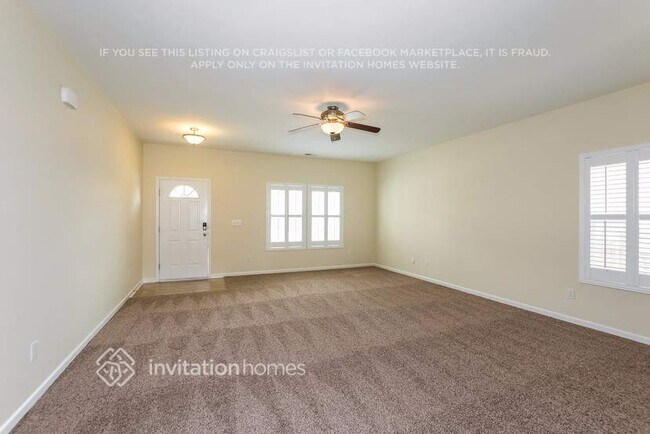 Building Photo - 10211 Daniel Dwayne Dr