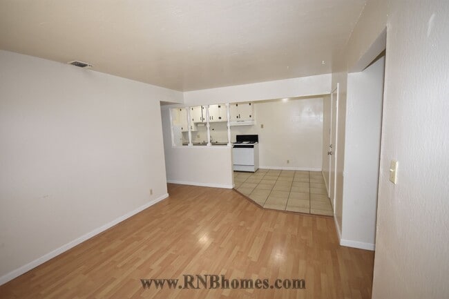 Building Photo - 7135 Cobalt Way