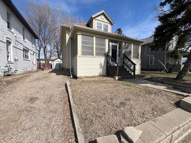 Building Photo - Ranch Style 2 Bed/1 Bath with Fenced in Yard!