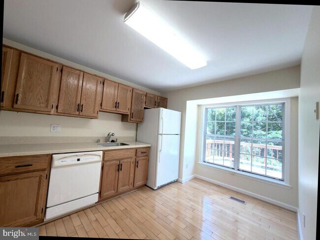 Building Photo - 10509 Smithy Ct
