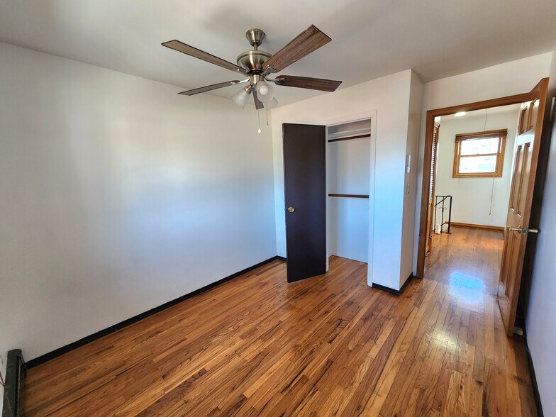 Building Photo - 30 Wilson St