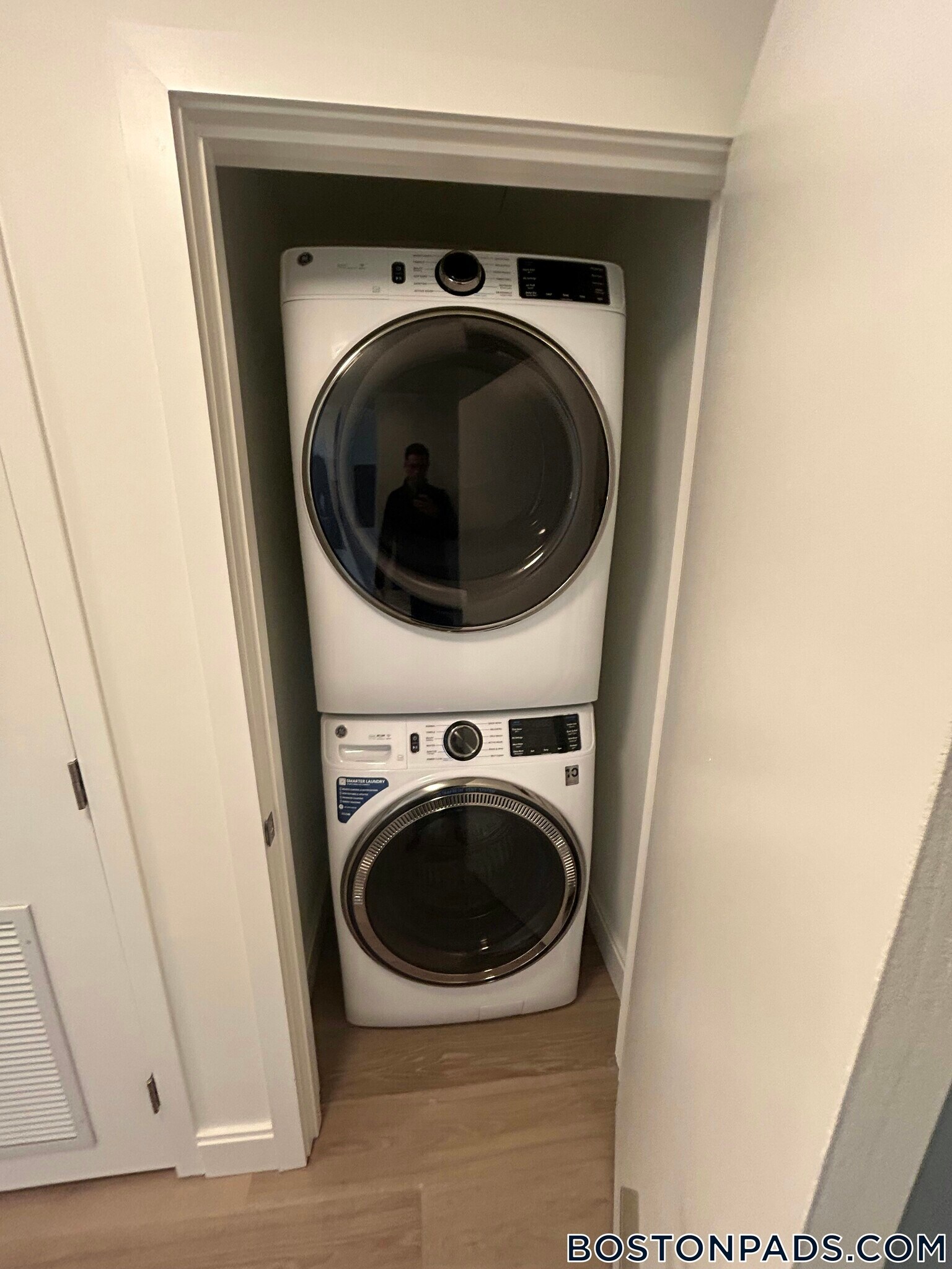 Building Photo - 1079 Commonwealth Ave