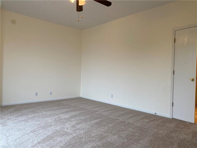Building Photo - 9102 Magna Carta Loop