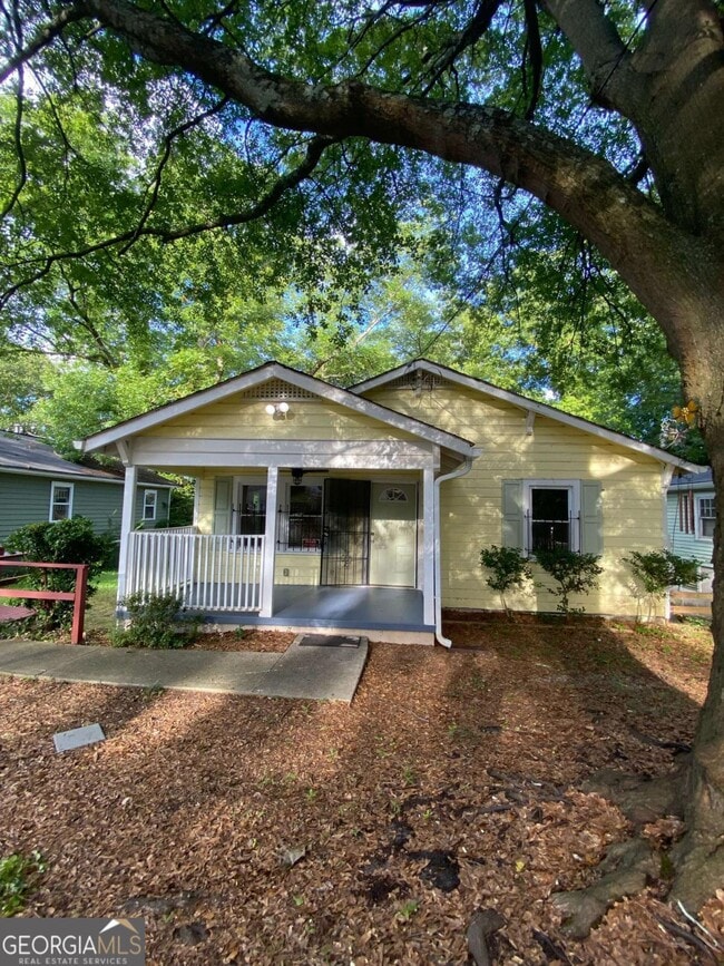 Building Photo - 1162 Sims St SW