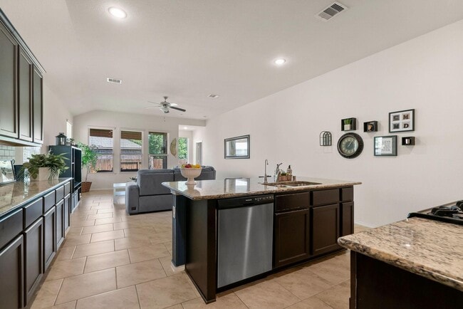 Building Photo - 14011 Wolftrap Ln