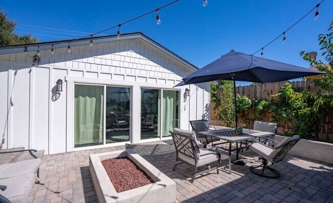 Building Photo - 2 bedroom 1 bath