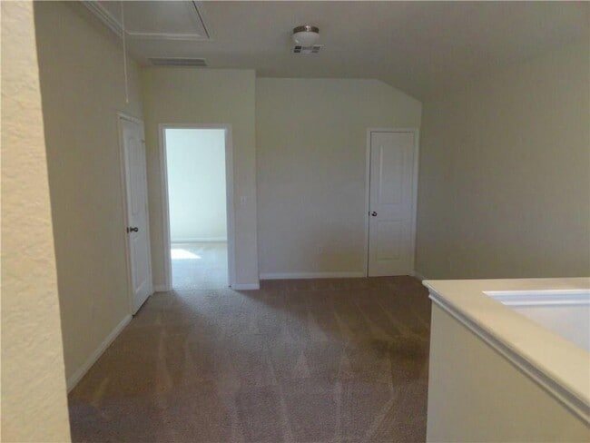 Building Photo - 507 N Heatherwilde Blvd