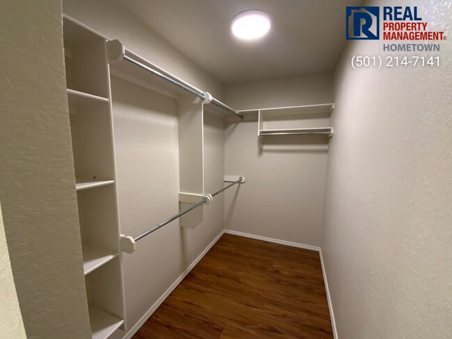 Building Photo - 3225 Miracle Heights Ct