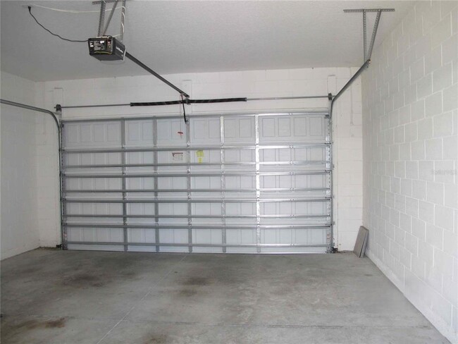 Building Photo - 7154 Desert Mandarin St