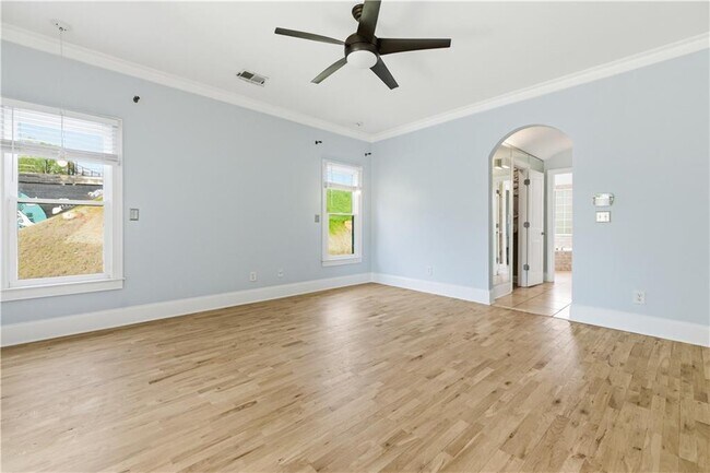 Building Photo - 850 Ormewood Ave SE