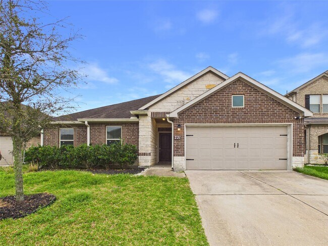 Building Photo - 721 Rim Water Dr