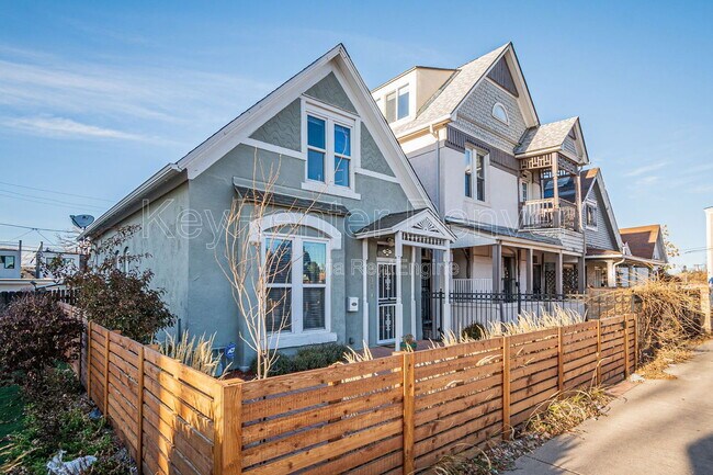 Building Photo - 3033 Welton St