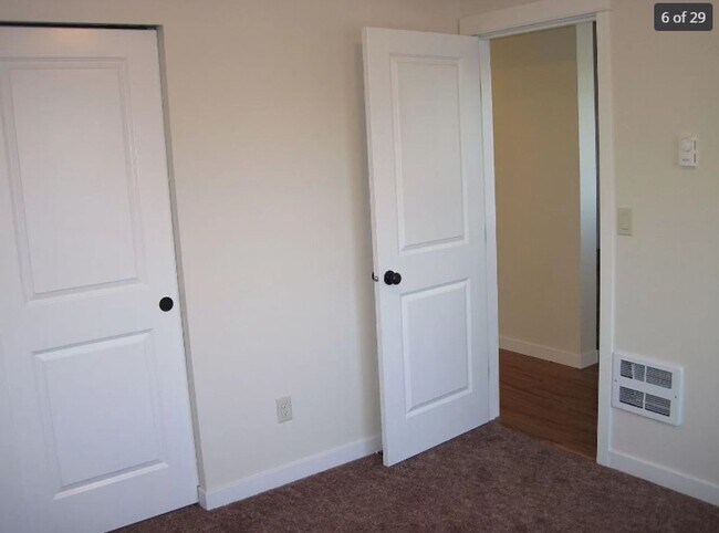 Building Photo - 5702 Bass Dr