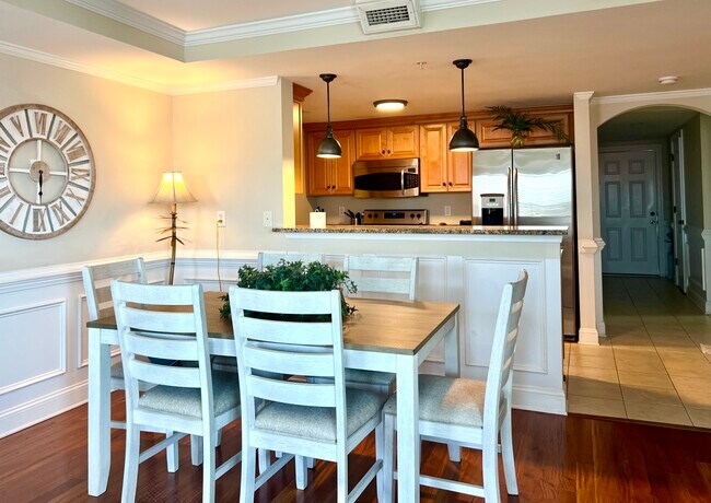 dining area - 26 Atlantic Ave