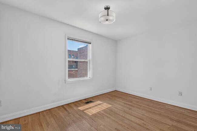Building Photo - 1408 Florida Ave NW